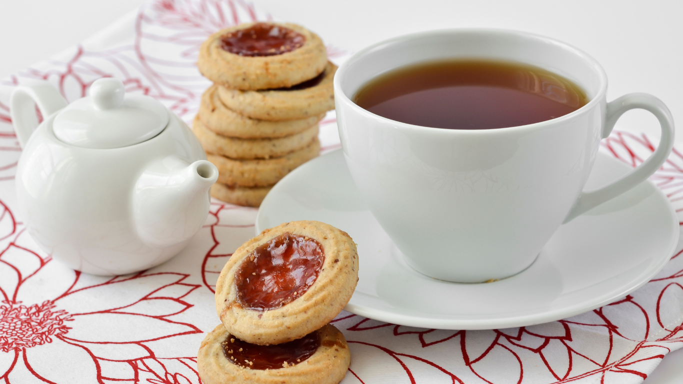 Tea and Snacks: The Perfect Blend of Taste and Experience